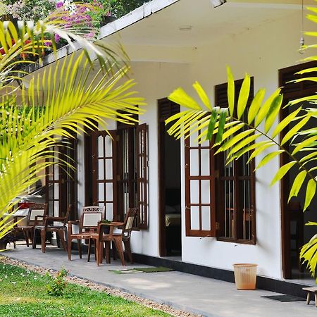 Medawatta Villa Mirissa Bagian luar foto