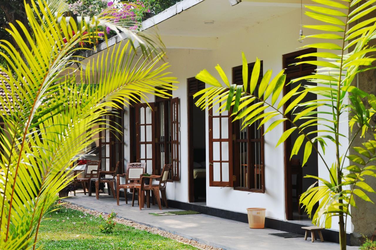 Medawatta Villa Mirissa Bagian luar foto