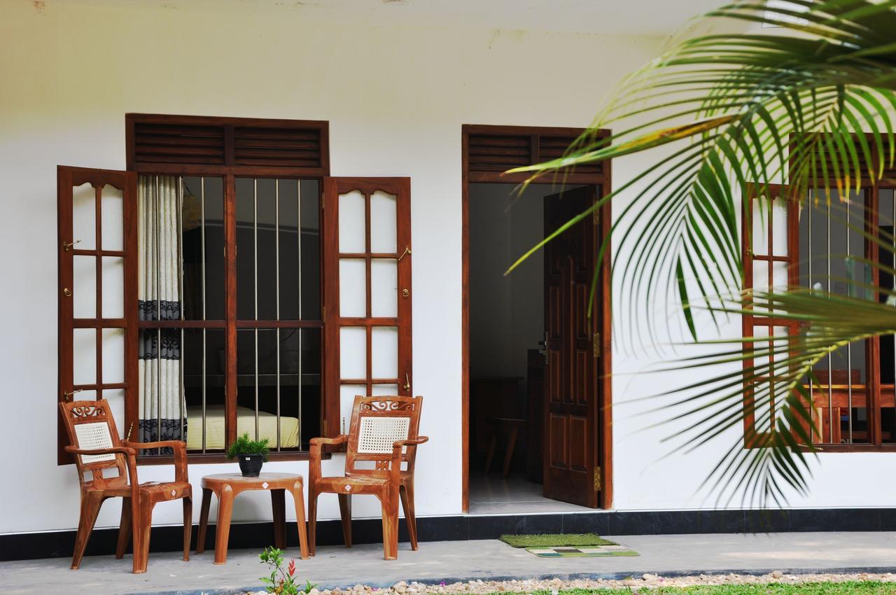 Medawatta Villa Mirissa Bagian luar foto