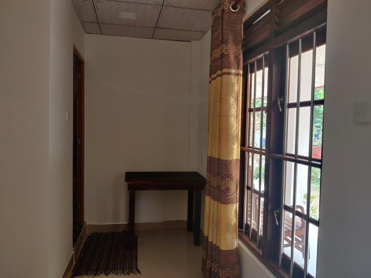 Medawatta Villa Mirissa Bagian luar foto